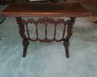 Very nice early 1900 sofa table