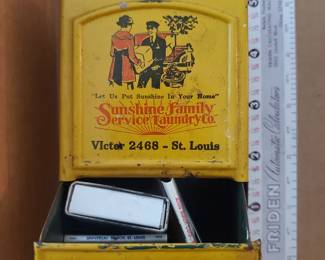 St. Louis 'Sunshine Family Laundry' match safe