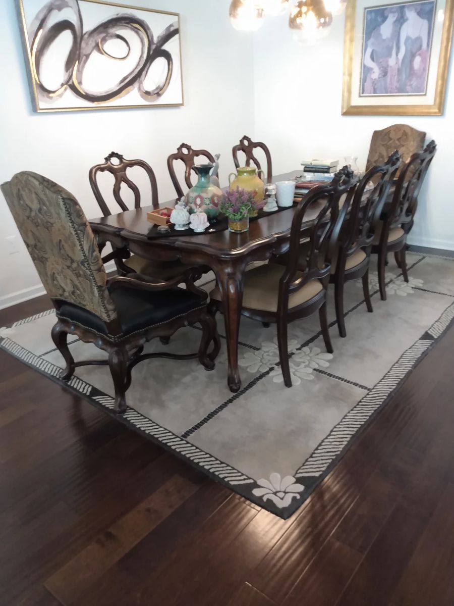 Thomasville Hills of Tuscany dining room set
