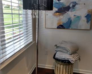floor lamp