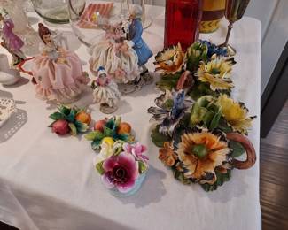 Sandizell Dresden figurines