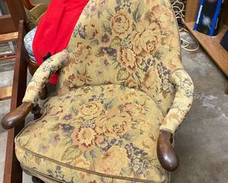 very, very vintage petite arm chair