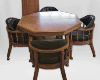 Mid Century Table And Four Chairs With Leaf
