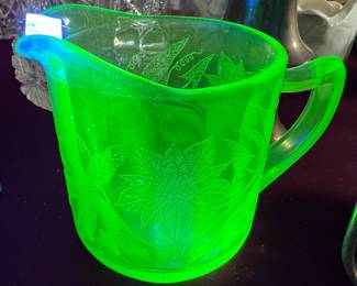Green glowing Uranium glass! Wow!