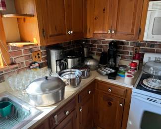 Estate sale in Pelham Massachusetts Saturday August 31