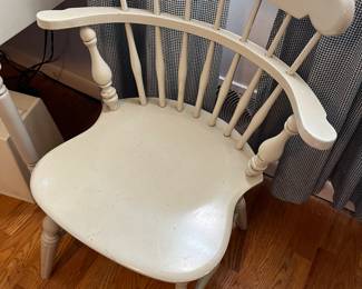 Vintage Ethan Allen comb-back style chair.