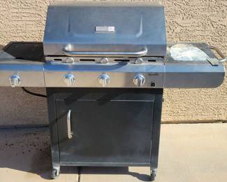 CharBroil Performance TRUINFRARED Propane Grill