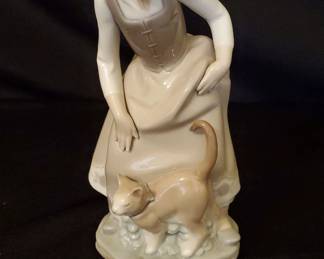 Llardo Girl With Cat