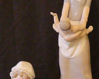  037 LLADRO Mother Baby  More
