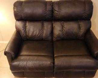 Lazy Boy Love Seat 
