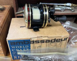 Ambassadeur Fishing reel with box