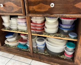 Food storage containers 