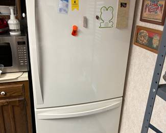 • Kenmore Elite Refrigerator