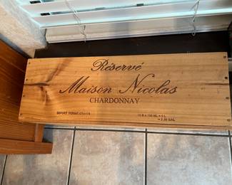 Wood chardonnay box