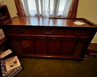 MCM stereo cabinet with album storage