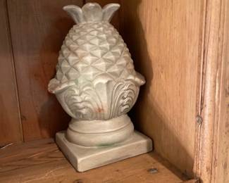 pineapple finial 