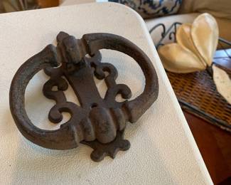 Cast Iron Metal Pull Handle/Door Knocker
