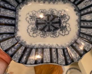 Antique Cauldron England Flow Blue Oval Platter Corinthian Flute 