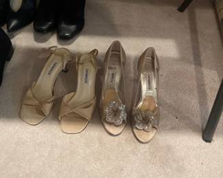 shoes mostly size 6-7