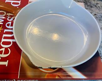 Le Creuset Orange Enamel Cast Iron Fry Pan - #16