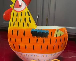 Pfaltzgraff Pistoulet Jana Kolpen Folk Art Tin Chicken Planter with Wheels