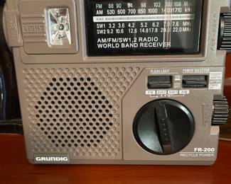 Grundig FR-200 Emergency Radio