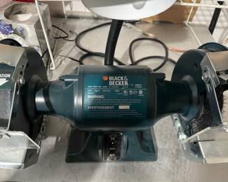 Black & Decker Bench Grinder with Light - Model 9407