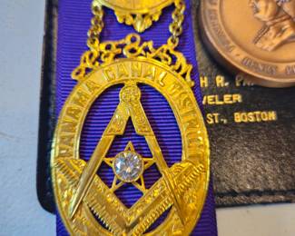 14k and diamond Masonic Grand Master badge 
