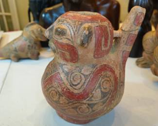 Small Pre Columbian style effigy