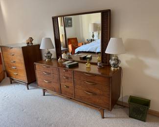 Instant Lane vintage bedroom