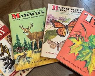 These little nature books for display!