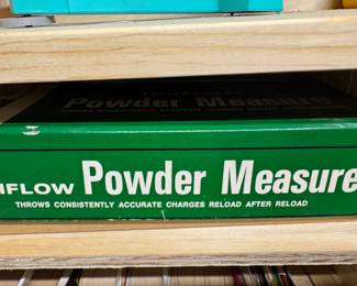 Powder measure
