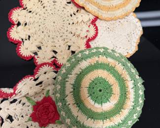  Vintage doilies