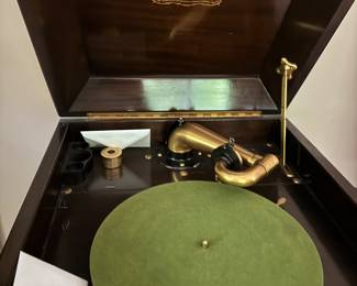 Phonograph