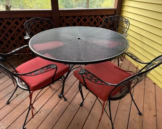 Fit for an umbrella (we also have umbrellas)