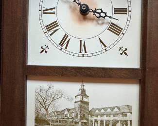 Lake Forest, IL clock