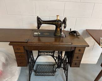 Antique Singer