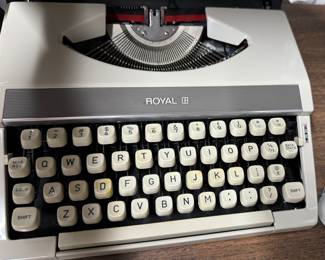 Vintage Royal portable typewriter 