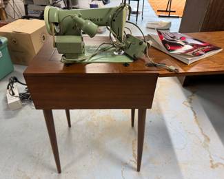 Adorable MCM Singer sewing machine and table