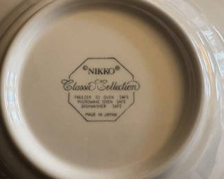 Ok, dishwasher safe but vintage and classy/adorable? 