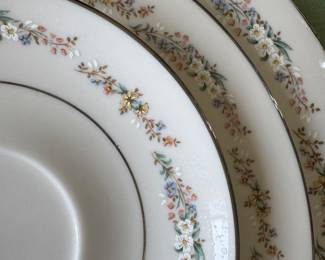 Delicate floral pattern