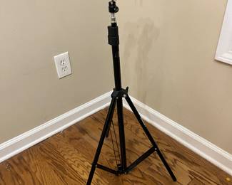 Tripod stand 