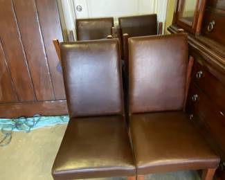 Table and 6 chairs, in garage and ready to load.