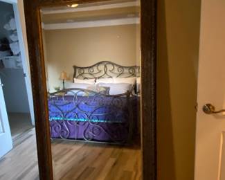 Nice tall mirror. Purchased by realtor.