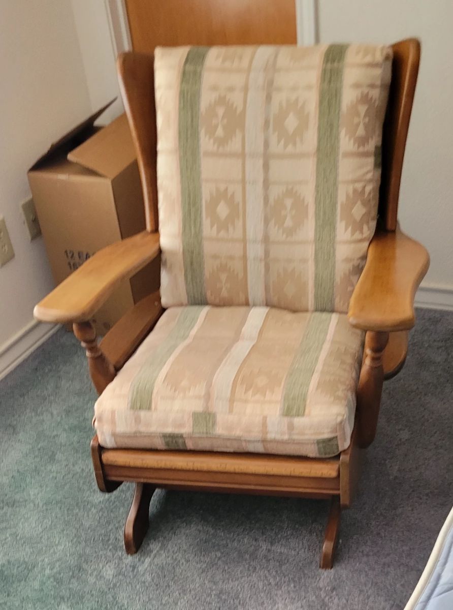 SpragueCarleton Maple Rocker