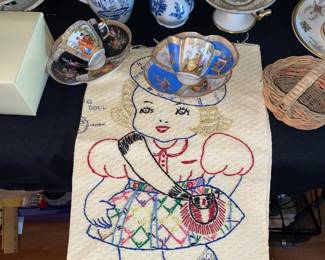 Handarbeit/ needlepoint and cross stitch