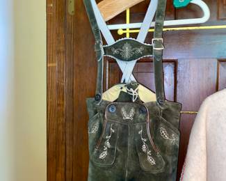 Child’s lederhosen