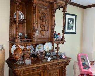 Belgian vitrine/sideboard, with heavy relief carving