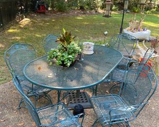 Vintage swivel chair garden set