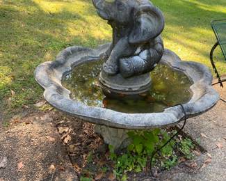 Sizable garden fountain/elephant